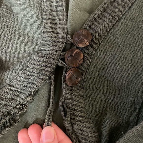 Green Ruffled Cardigan - Picture 3 of 5